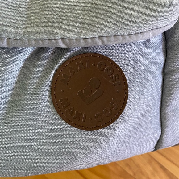 Maxi Cosi baby rocker/seat - Picture 4 of 5